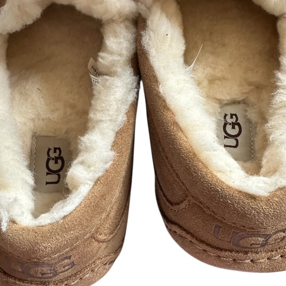 UGG ASCOT TAN SUEDE SLIPPERS SIZE 8 main image 5
